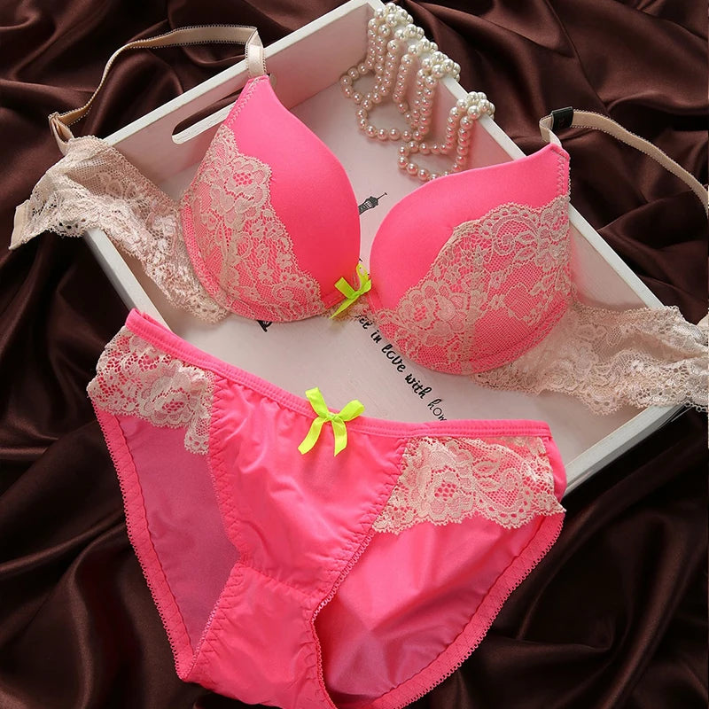 Underclothes Brand Underwear Women Bras B C cup Lingerie set With Brief Sexy Lingerie Lace Embroidery Bra Sets Bowknot Bras