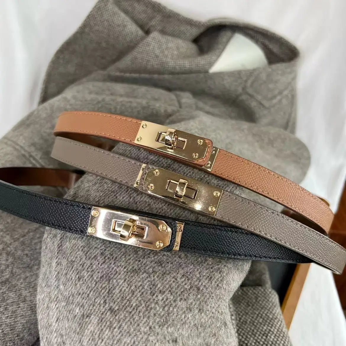 Luxury Brand Leather Belt for Women Designer Alloy Buckle Waist Strap Female Jeans Trouser Dress Waistband