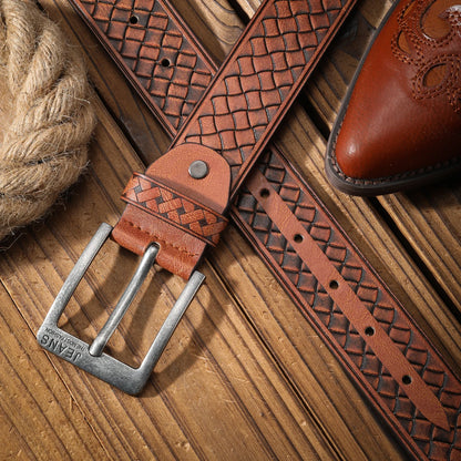 A classic retro PU material embossed belt metal plate buckle head men and women the same daily casual delivery punch nails