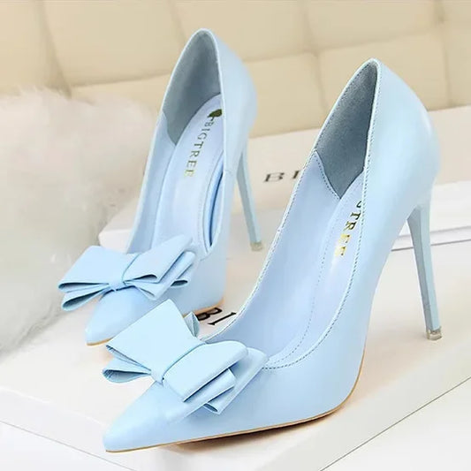 2025 New Luxury Women's High Heels with Side Empty Thin Heels and Pointed Toes High Quality Temperament Lacquer High Heels