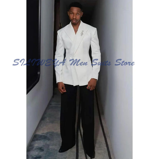 Fashion Popular Men Suits 2 Pieces White Jacket Black Pants Two Button High Quality Peak Lapel Banquet Celebrity Male Clothing