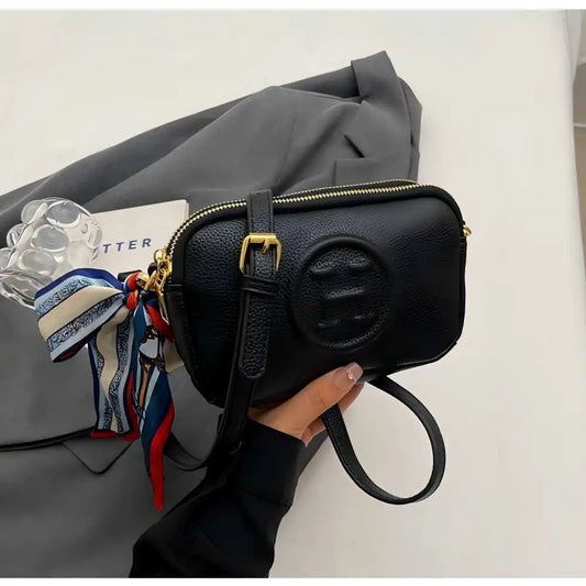 Bucket bag designer luxurious high appearance camera bag new zipper shoulder crossbody bag fashionable and versatile travel bag