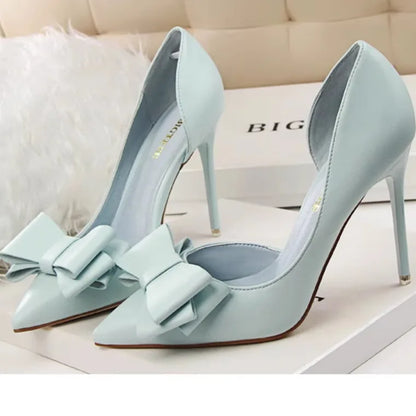 2025 New Luxury Women's High Heels with Side Empty Thin Heels and Pointed Toes High Quality Temperament Lacquer High Heels
