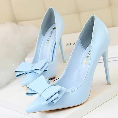 2025 New Luxury Women's High Heels with Side Empty Thin Heels and Pointed Toes High Quality Temperament Lacquer High Heels